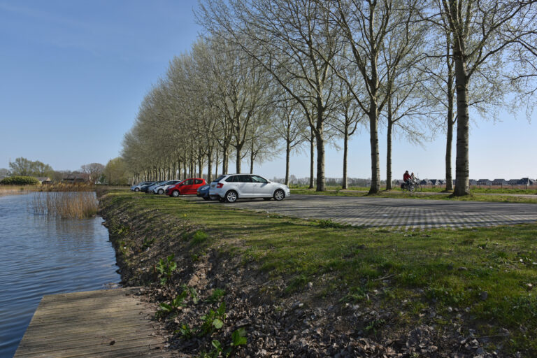 Parkeerplaats Waterrijk-West